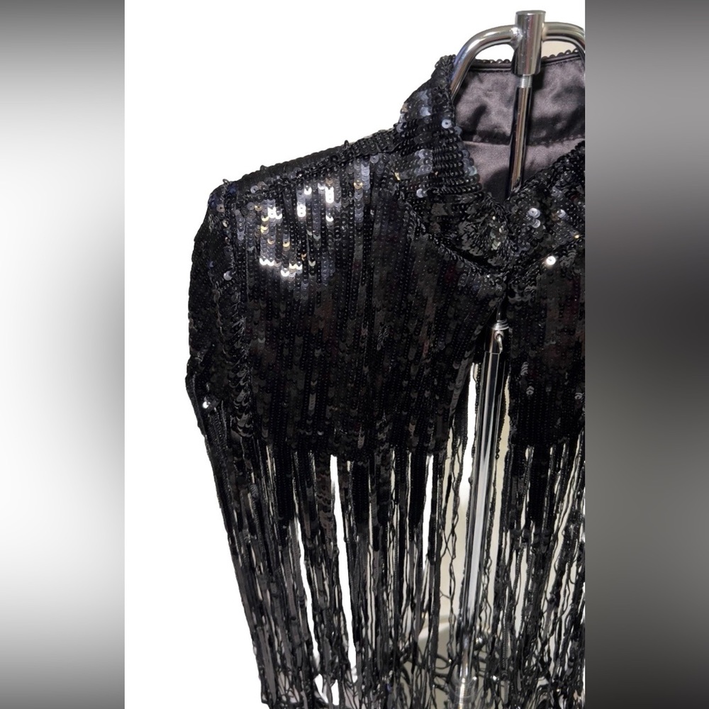 Zara Women’s Black FRINGED SEQUIN CAPE - Picture 4 of 6